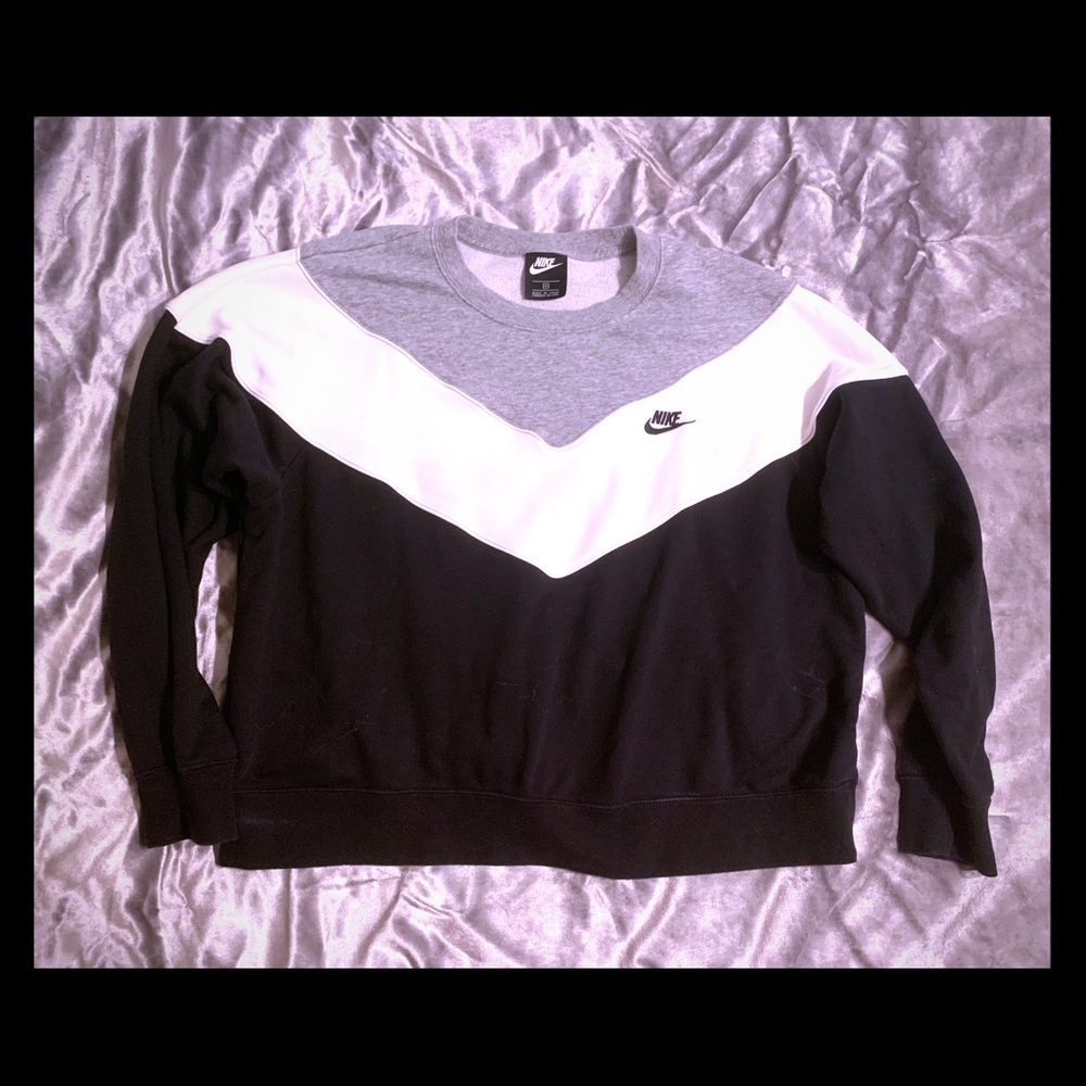 Nike Sweater